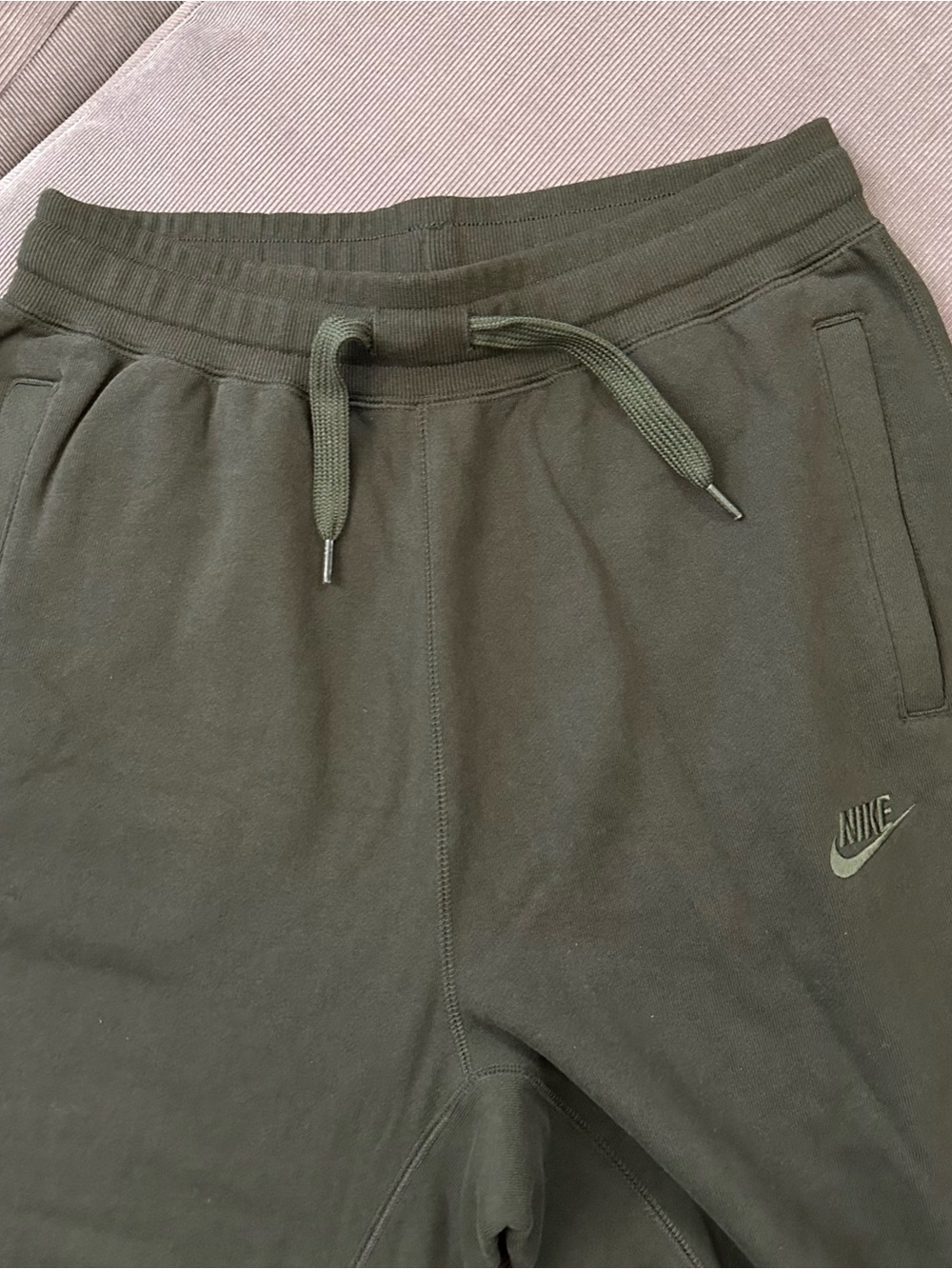 Nike Sportswear Classic Fleece Mens Joggers DA0019-355 Sequoia Green Size Medium - Picture 3 of 10